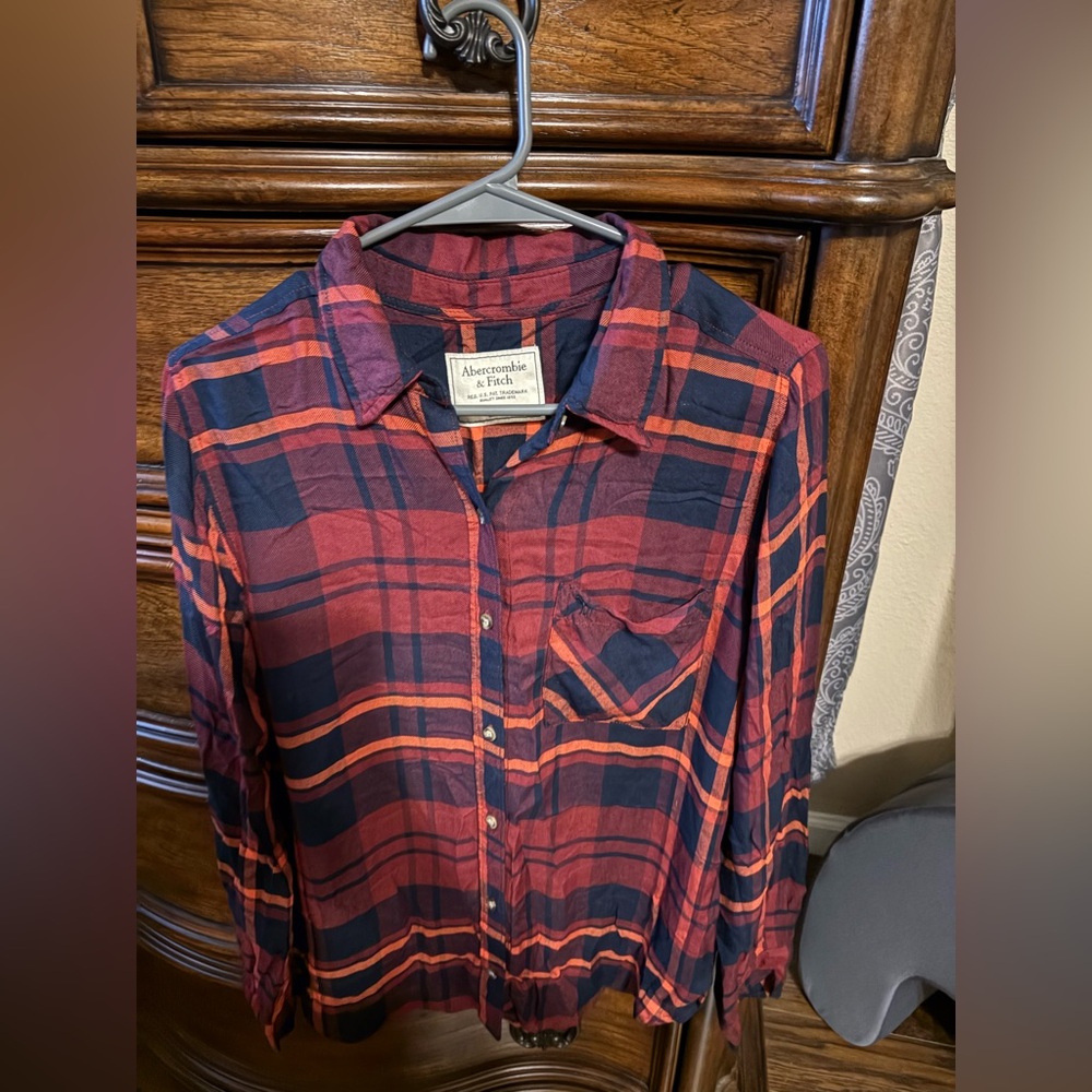 Abercrombie & Fitch Red and Navy Plaid Shirt Long Sleeve